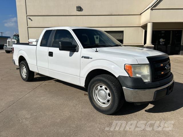 Ford F-150 Pick up/Dropside
