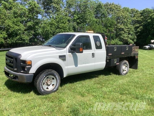 Ford F-250 Flatbed / Dropside trucks