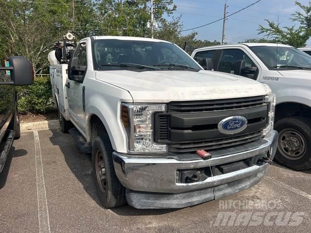 Ford F-250 Municipal / general purpose vehicles