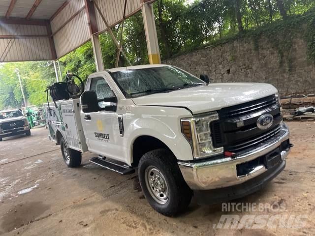 Ford F-250 Pick up/Dropside