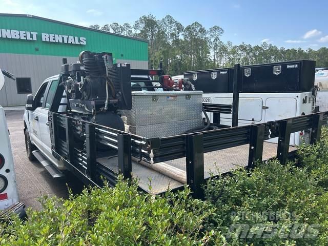 Ford F-250 Flatbed / Dropside trucks
