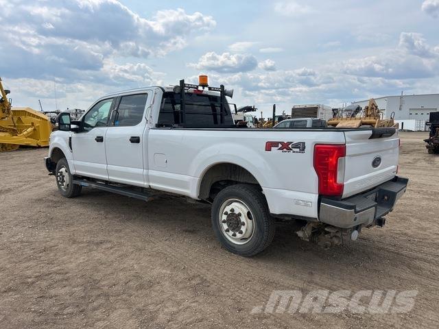 Ford F-350 Pick up/Dropside
