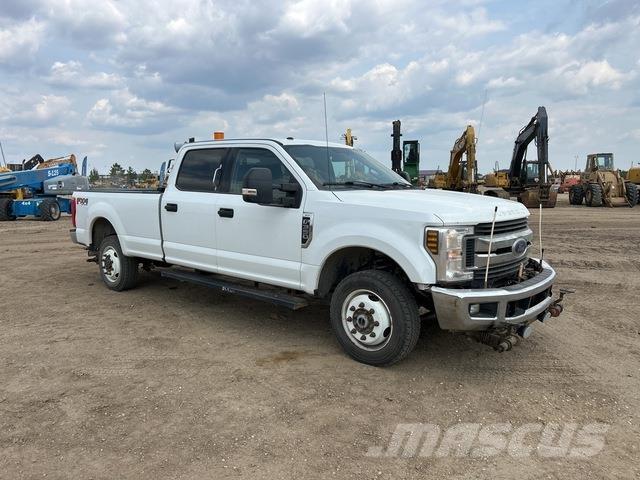 Ford F-350 Pick up/Dropside