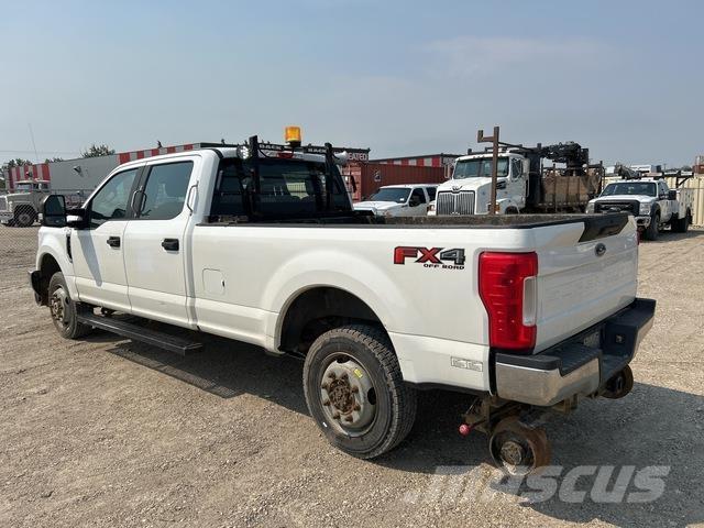 Ford F-350 Pick up/Dropside