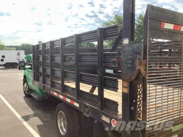 Ford F-350 Flatbed / Dropside trucks
