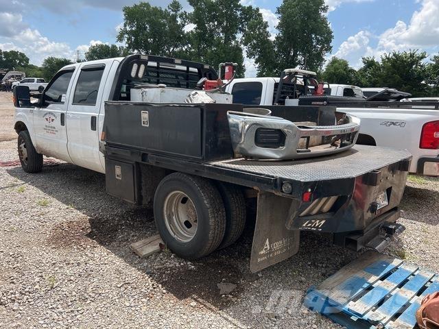 Ford F-350 Flatbed / Dropside trucks