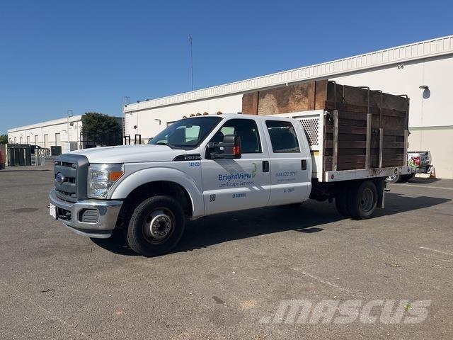 Ford F-350 Flatbed / Dropside trucks