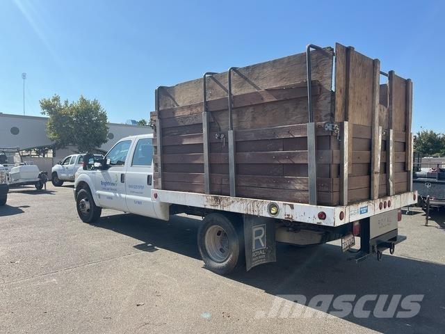 Ford F-350 Flatbed / Dropside trucks