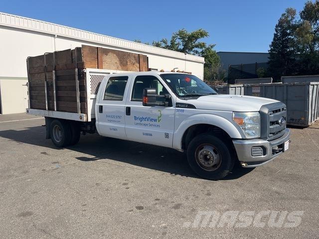 Ford F-350 Flatbed / Dropside trucks