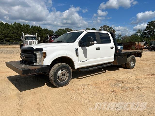 Ford F-350 Flatbed / Dropside trucks