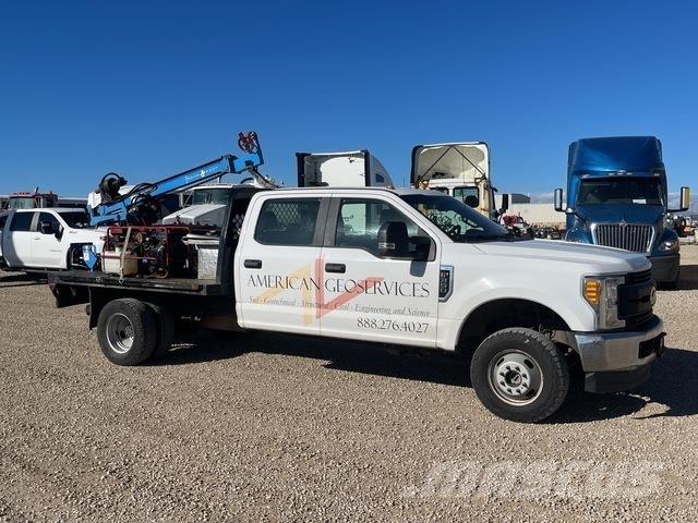 Ford F-350 Truck mounted drill rig