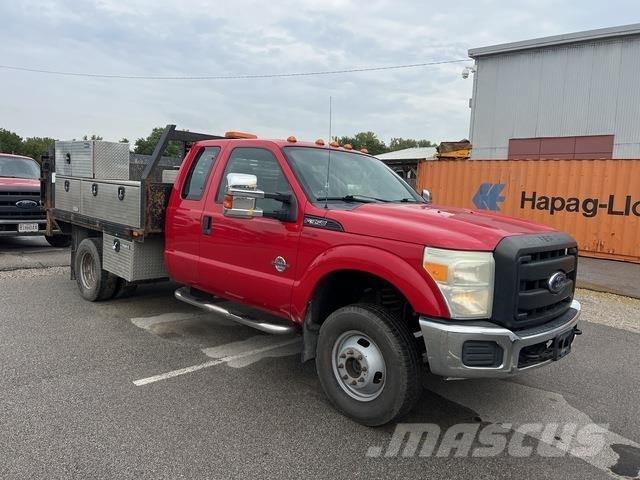 Ford F-350 Flatbed / Dropside trucks