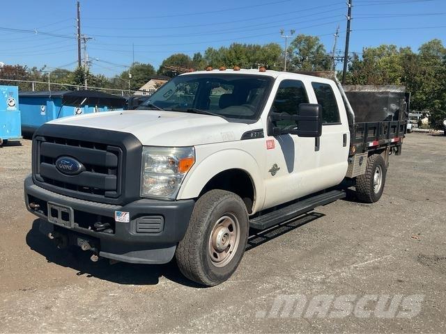 Ford F-350 Flatbed / Dropside trucks