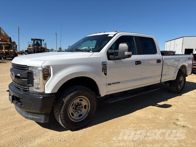 Ford F-350 Pick up/Dropside