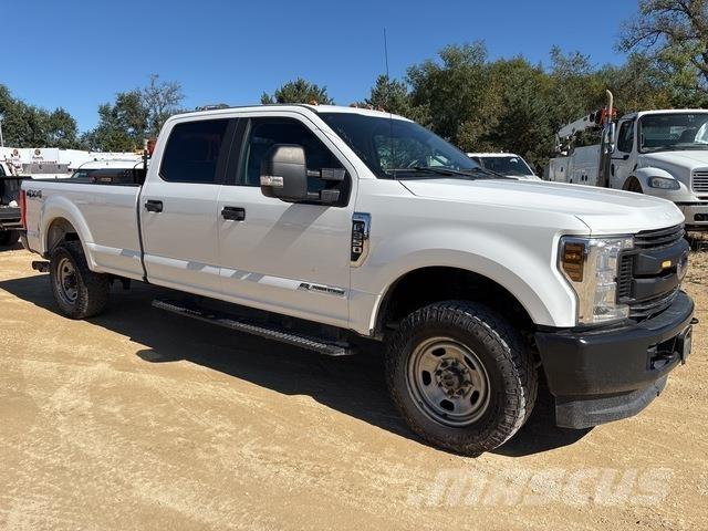 Ford F-350 Pick up/Dropside