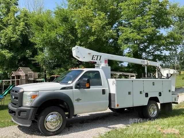 Ford F-450 Truck mounted platforms