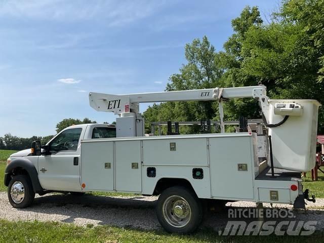 Ford F-450 Truck mounted platforms