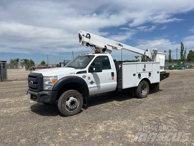 Ford F-450 Truck mounted platforms