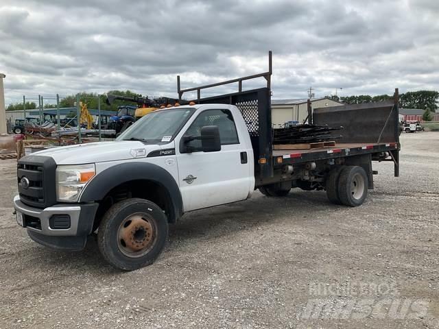 Ford F-450 Flatbed / Dropside trucks