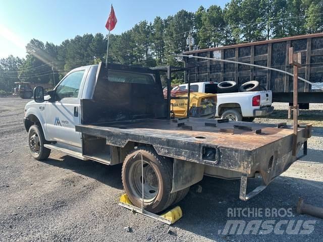 Ford F-450 Flatbed / Dropside trucks