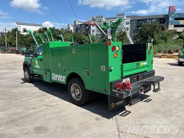 Ford F-450 Municipal / general purpose vehicles