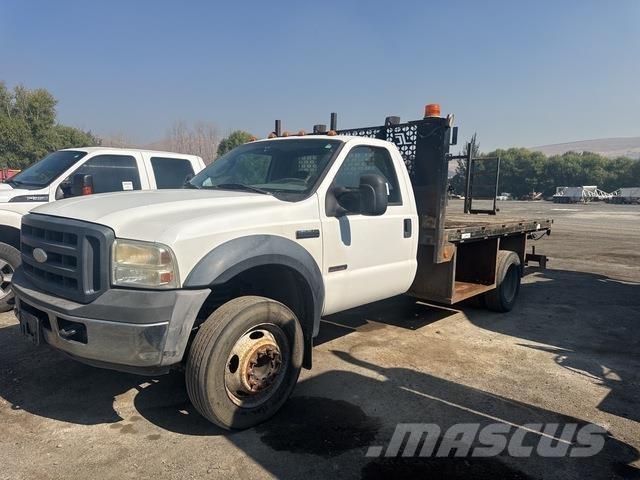 Ford F-450 Flatbed / Dropside trucks
