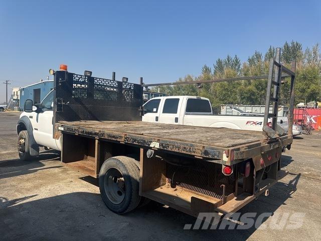 Ford F-450 Flatbed / Dropside trucks