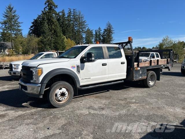 Ford F-450 Flatbed / Dropside trucks