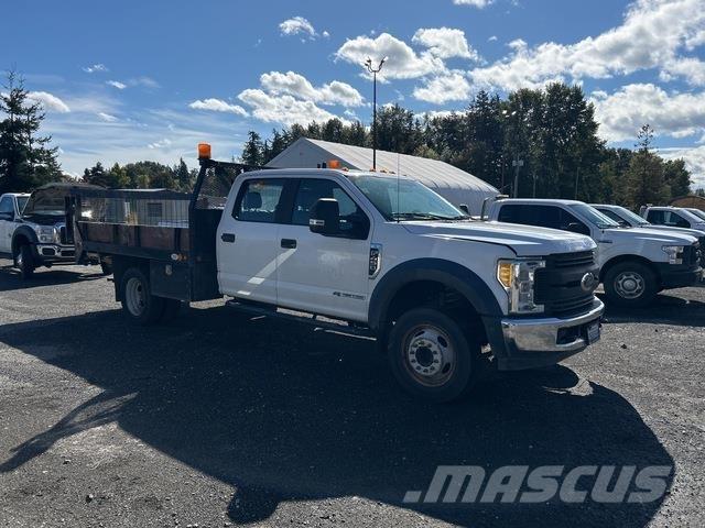 Ford F-450 Flatbed / Dropside trucks