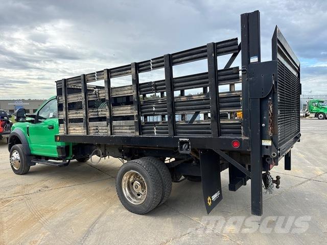 Ford F-450 Flatbed / Dropside trucks