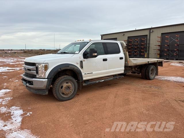 Ford F-450 Flatbed / Dropside trucks
