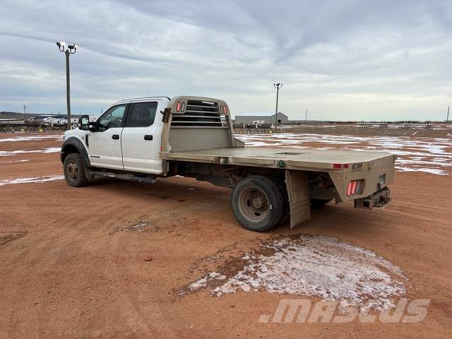 Ford F-450 Flatbed / Dropside trucks