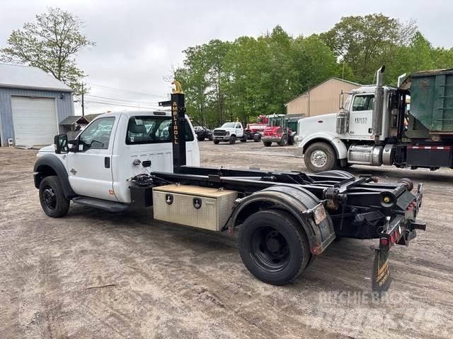 Ford F-550 Hook lift trucks