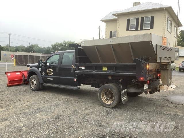 Ford F-550 Snow blades and plows