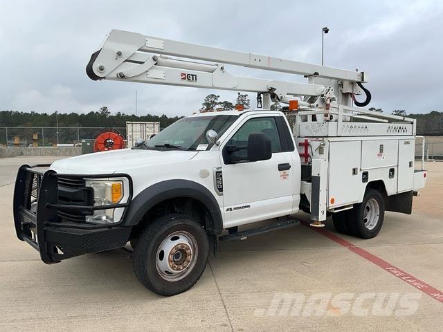 Ford F-550 Truck mounted platforms