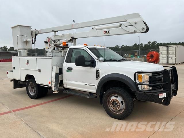 Ford F-550 Truck mounted platforms