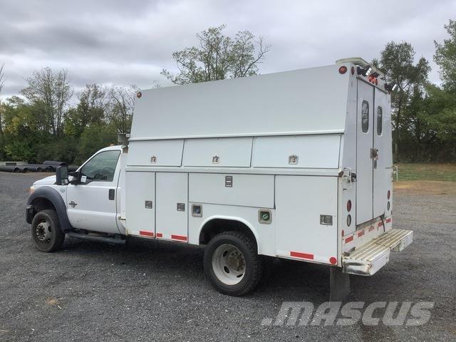 Ford F-550 Pick up/Dropside