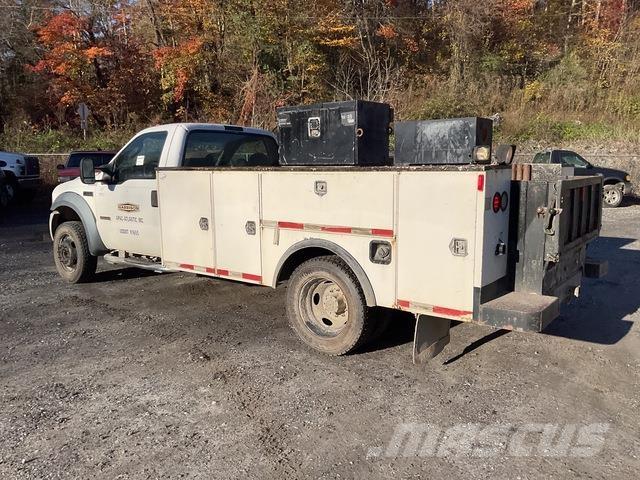 Ford F-550 Pick up/Dropside