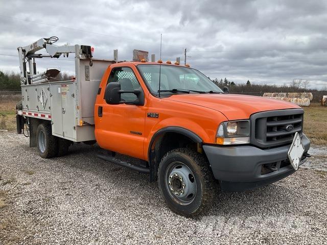 Ford F-550 Truck mounted cranes
