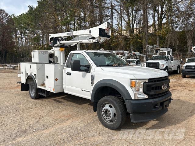 Ford F-550 Truck mounted platforms