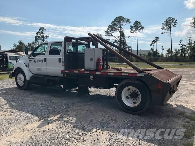 Ford F-650 Truck mounted cranes