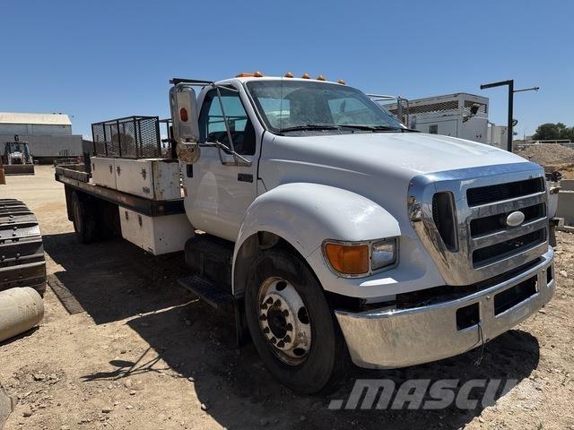 Ford F-650 Flatbed / Dropside trucks