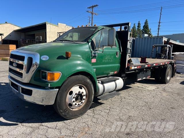 Ford F-650 Flatbed / Dropside trucks