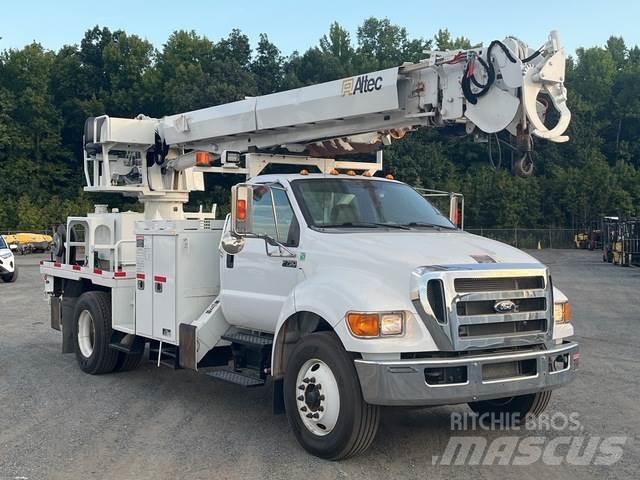 Ford F-750 Truck mounted drill rig