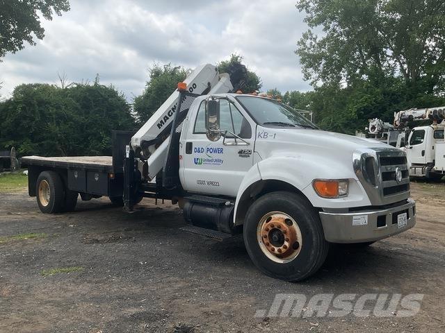 Ford F-750 Truck mounted cranes