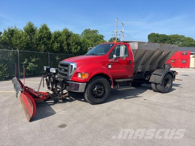 Ford F-750 Snow blades and plows