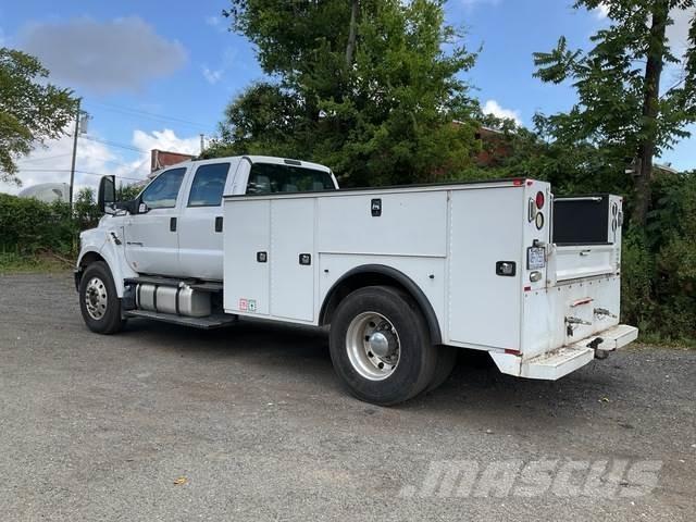Ford F-750 Pick up/Dropside