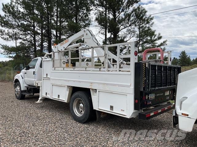 Ford F-750 Municipal / general purpose vehicles