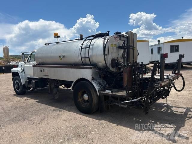 Ford F700 Concrete trucks
