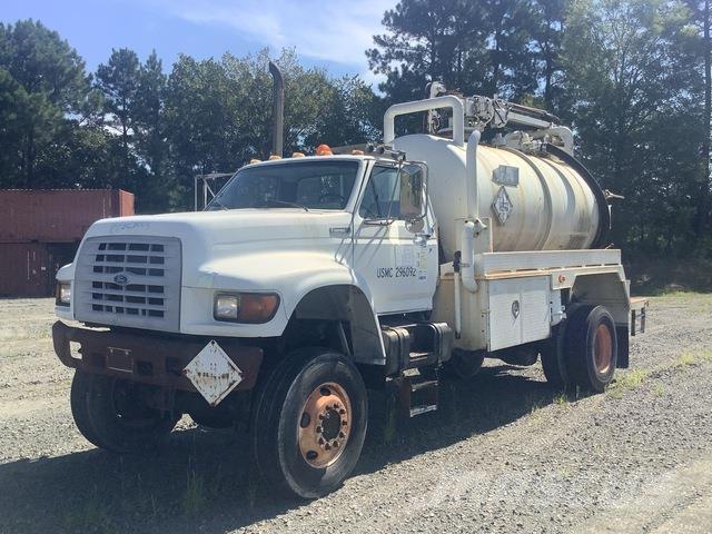 Ford F800 Commercial vehicle